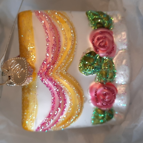 Piece of Cake Old World Christmas Glass Ornament Retired 32038 NWT - Picture 4 of 6